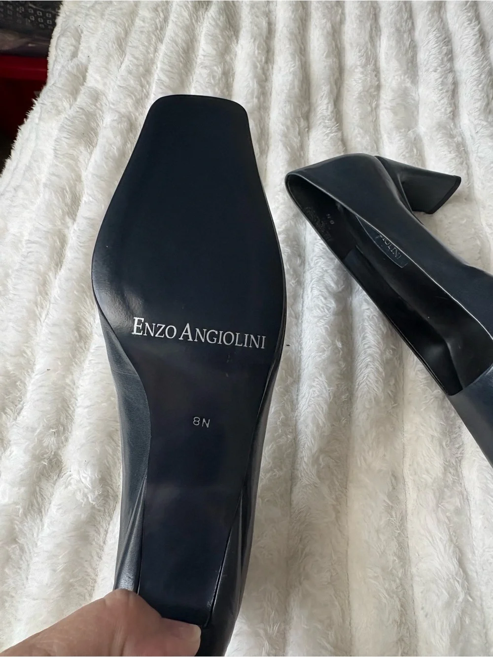 Enzo Angiolini Earla Navy Leather Pumps Womens 8N Narrow Square Toe